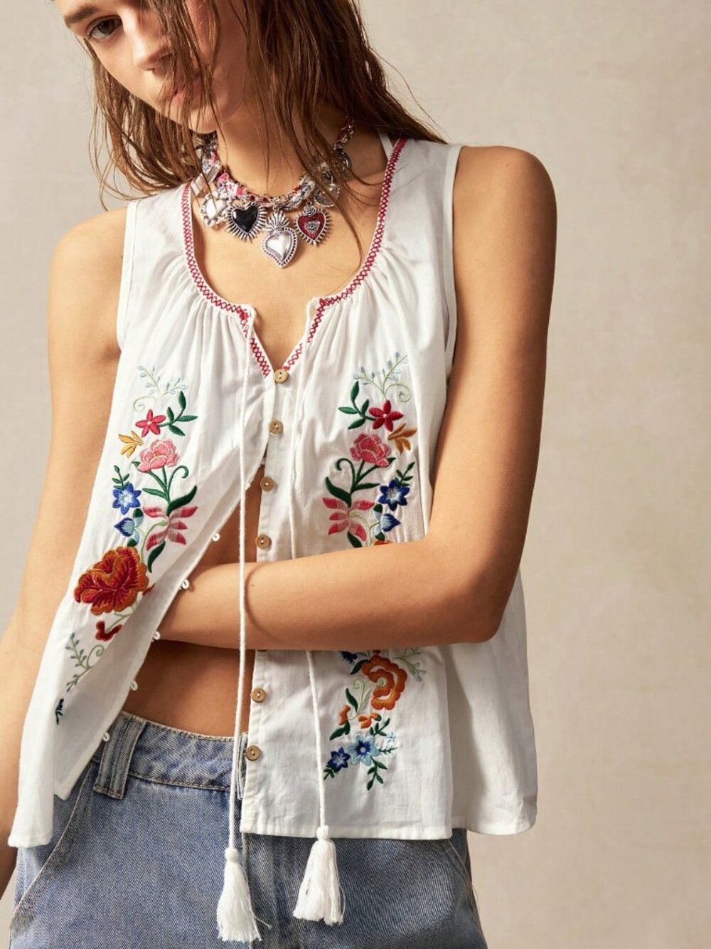 White Boho Women's Casual Woven Embroidered Sleeveless Loose Tank Top - Picture 3 of 8